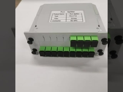 Кассета с оптическим разделителем PLC с хвостом свиньи 1x8 PLC сбалансированный вставный тип SC APC LGX Splitter Box